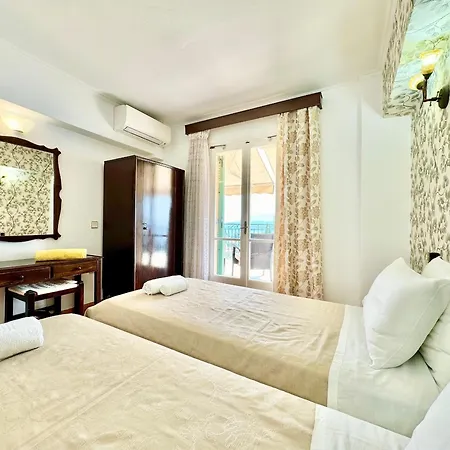 Eleni With Private Pool By Dadovillas *
